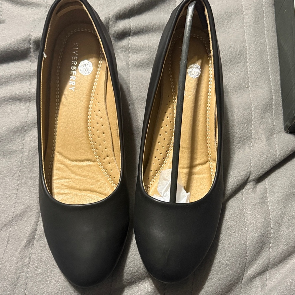 Women's Black Ballet Flats